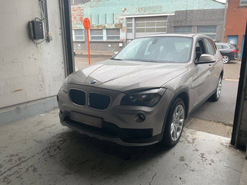 BMW X1 sDrive 16d — zdjęcie 1