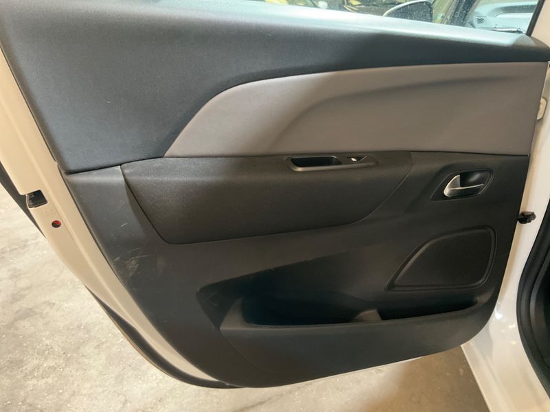 Citroen C4 Grand Spacetourer 1.5 Blue-HDi Business Class 2018 – снимка 30
