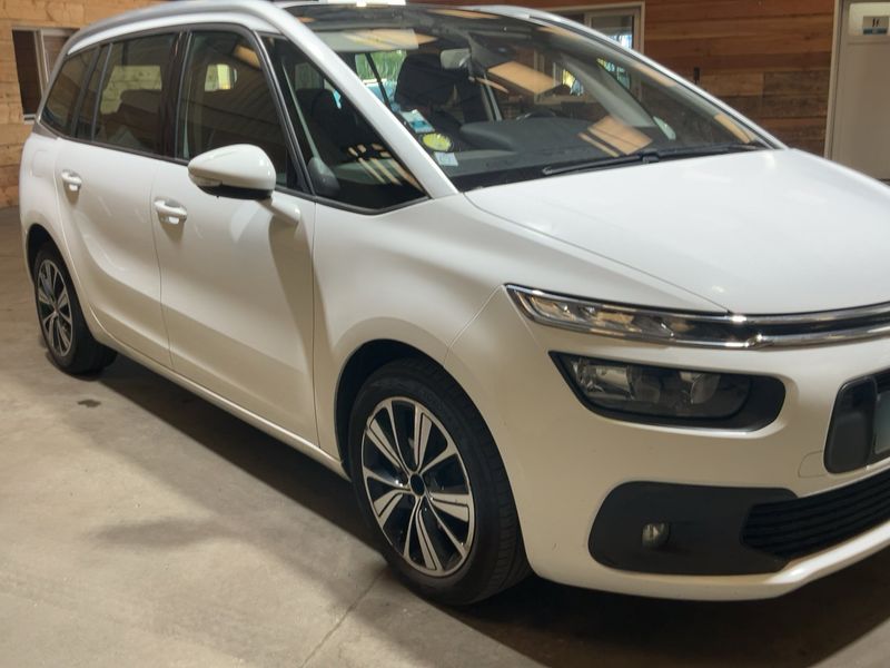 Citroen C4 Grand Spacetourer 1.5 Blue-HDi Business Class 2018 – снимка 12