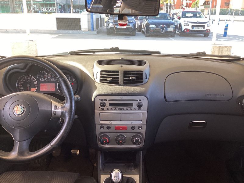 Alfa Romeo Alfa 147 1.6 TS ECO Progression — zdjęcie 12