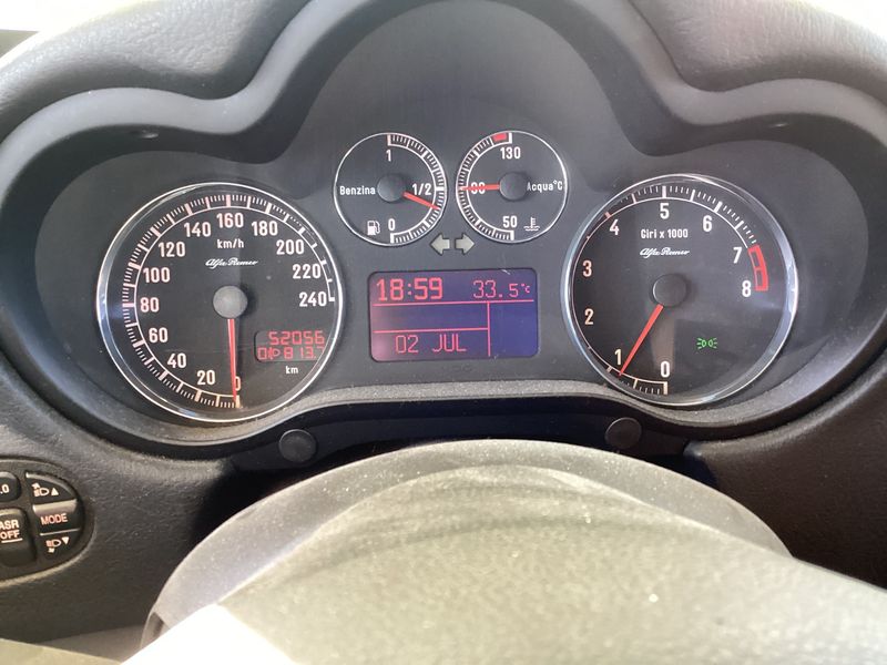 Alfa Romeo Alfa 147 1.6 TS ECO Progression — zdjęcie 13