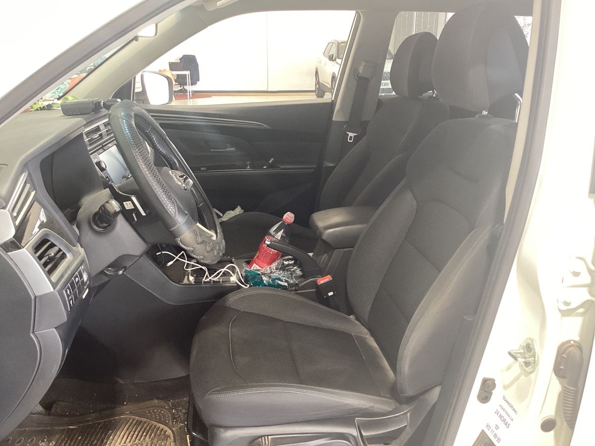 Ssangyong Korando 2022 — photo 35