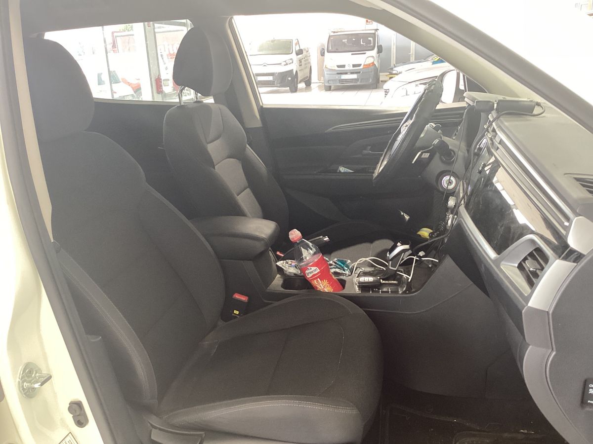 Ssangyong Korando 2022 — photo 37