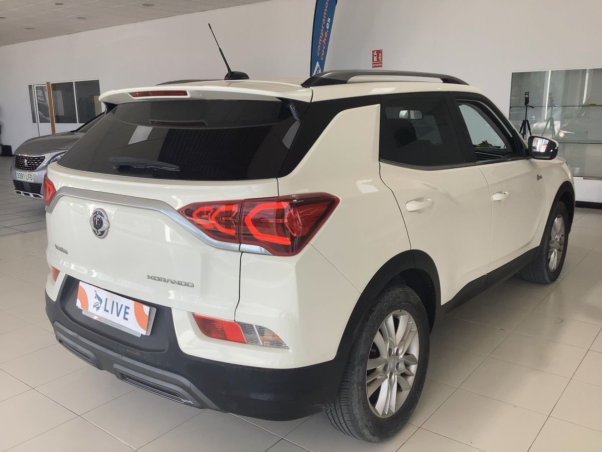 Ssangyong Korando 2022 — photo 9