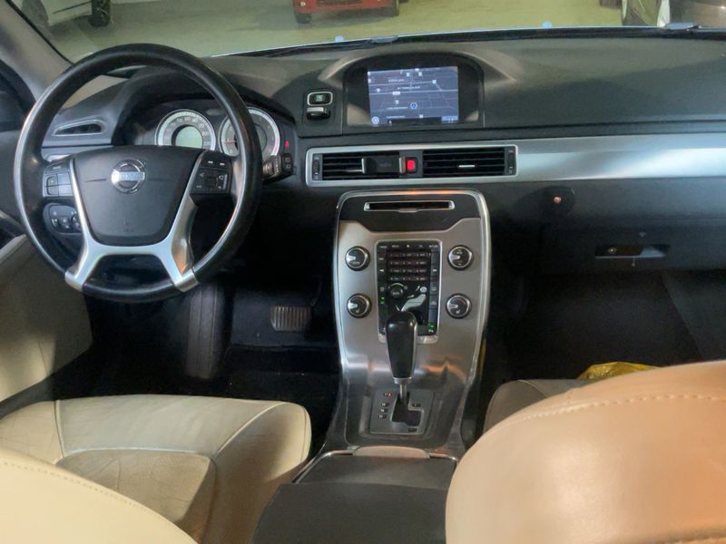 Volvo V70 1.6 T4 Summum — zdjęcie 12