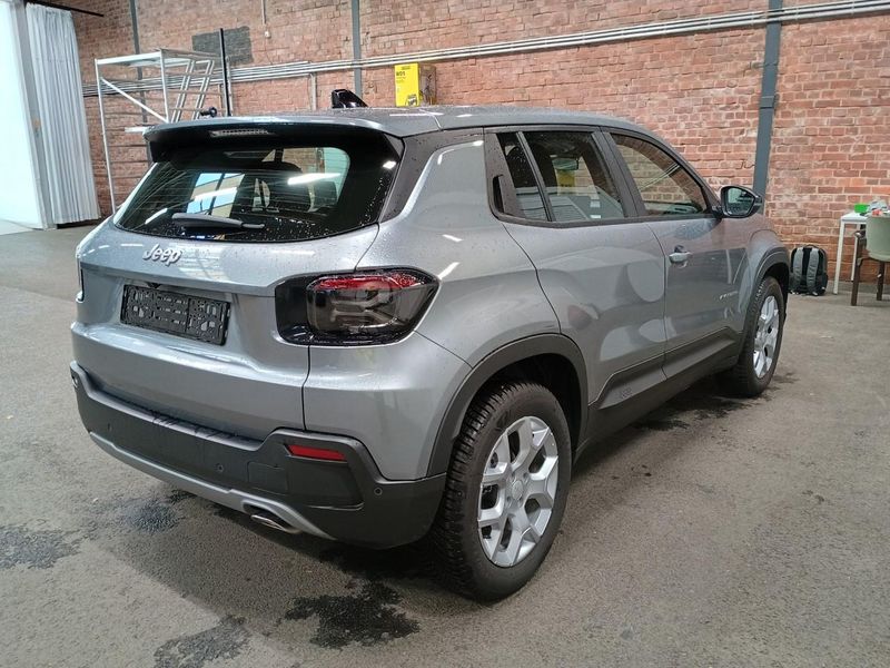 Jeep Avenger 1.2 T-GDI Altitude — zdjęcie 3