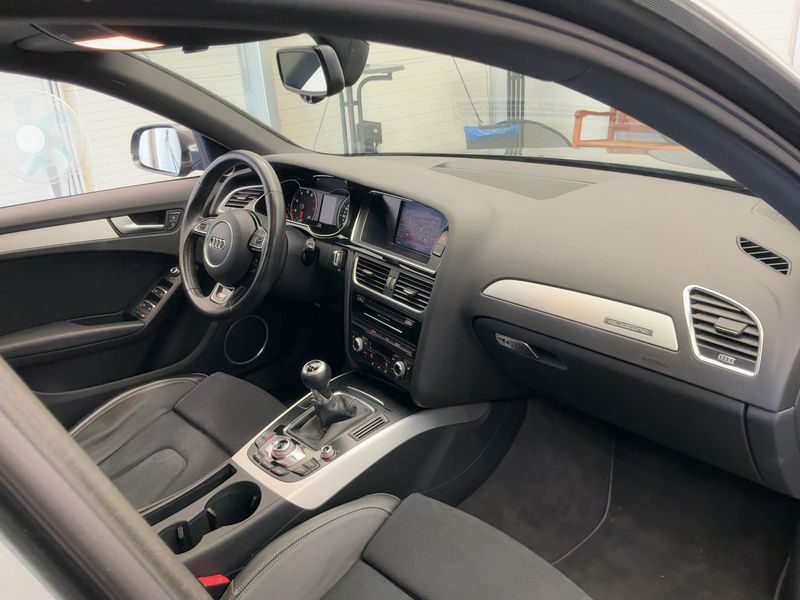 Audi A4 2.0 TFSI quattro S line Sportpaket plus — zdjęcie 12