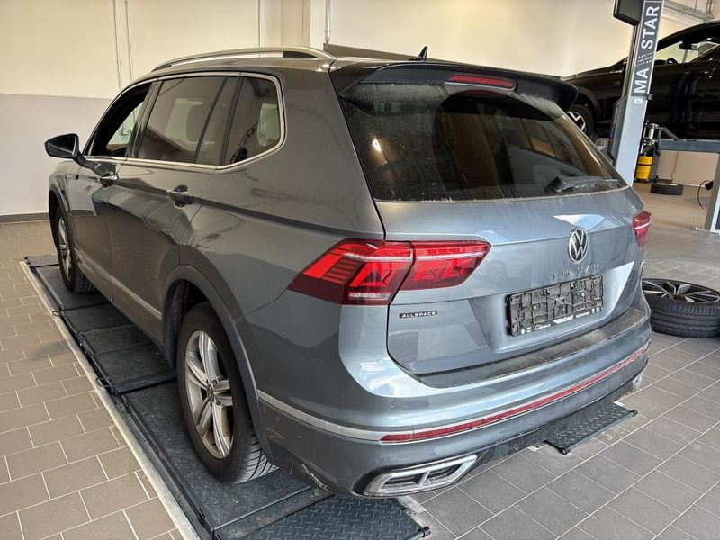 Volkswagen Tiguan Allspace 2.0 TSI R-Line 4Motion — zdjęcie 14