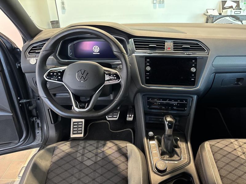 Volkswagen Tiguan Allspace 2.0 TSI R-Line 4Motion — zdjęcie 22
