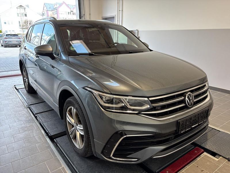 Volkswagen Tiguan Allspace 2.0 TSI R-Line 4Motion — zdjęcie 13