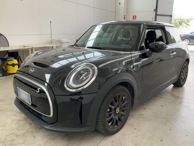 2021 MINI MINI