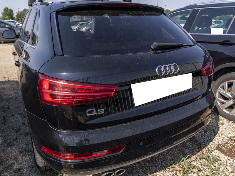 Audi Q3 2.0 TDI Sport — zdjęcie 4