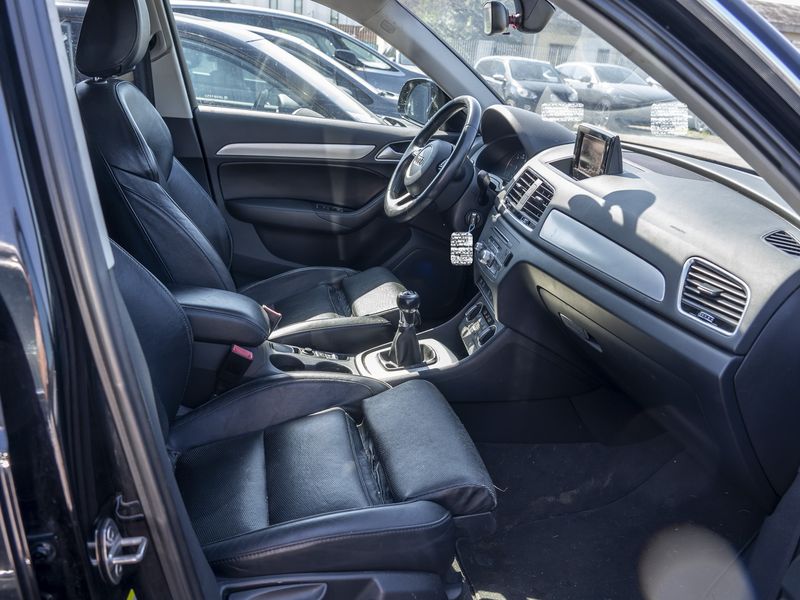 Audi Q3 2.0 TDI Sport — zdjęcie 10