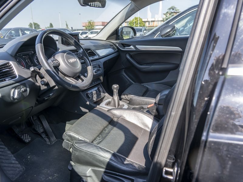 Audi Q3 2.0 TDI Sport — zdjęcie 11