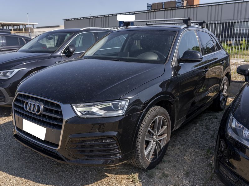 Audi Q3 2.0 TDI Sport — zdjęcie 2