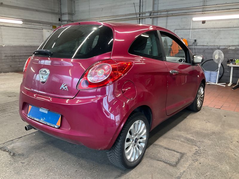 Ford Ka 1.2 Titanium — zdjęcie 2