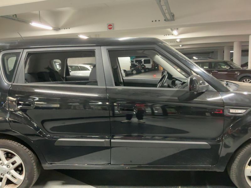 Kia Soul 1.6 CRDi Track — zdjęcie 7