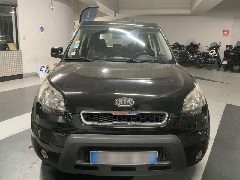 Kia Soul 1.6 CRDi Track — zdjęcie 9