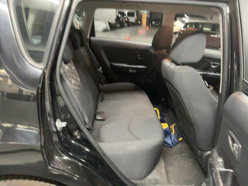 Kia Soul 1.6 CRDi Track — zdjęcie 14
