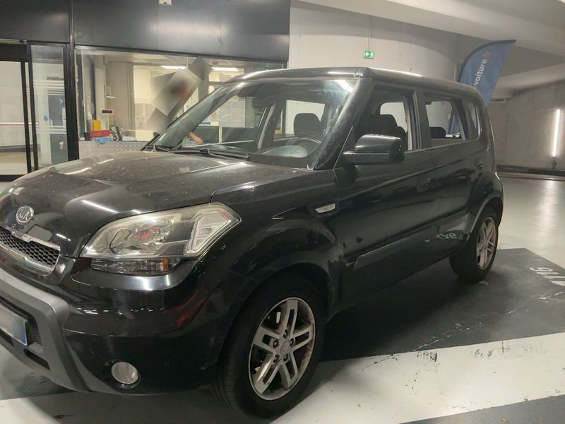 Kia Soul 1.6 CRDi Track — zdjęcie 2