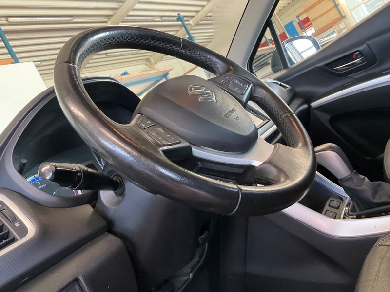 Suzuki SX4 1.6 DDiS AllGrip Shine 4x4 2016 – снимка 39