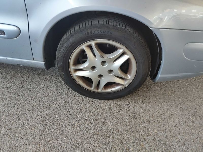 Citroen Xsara 2.0 HDi Exclusive — zdjęcie 14