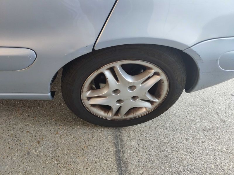 Citroen Xsara 2.0 HDi Exclusive — zdjęcie 16