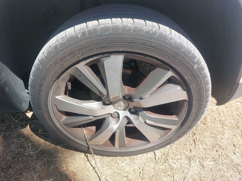 Peugeot 2008 1.6 e-HDi Crossway 2014 – снимка 37