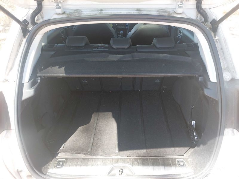 Peugeot 2008 1.6 e-HDi Crossway 2014 – снимка 9