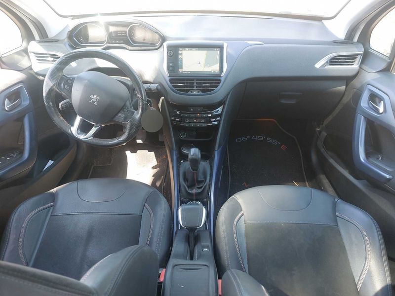 Peugeot 2008 1.6 e-HDi Crossway 2014 – снимка 11