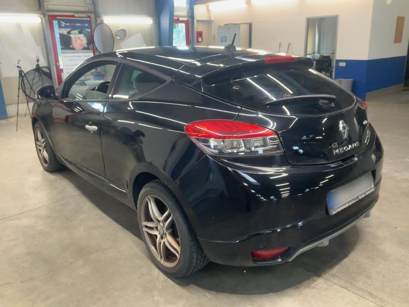 Renault Megane 1.2 GT Line — zdjęcie 3