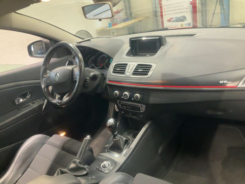 Renault Megane 1.2 GT Line — zdjęcie 12