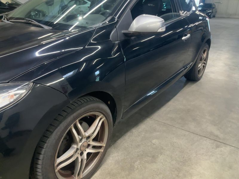 Renault Megane 1.2 GT Line — zdjęcie 2