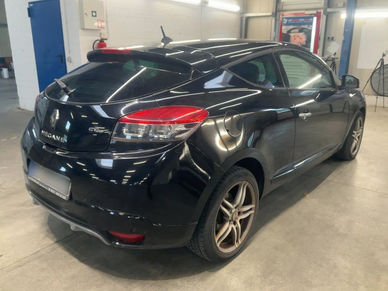 Renault Megane 1.2 GT Line — zdjęcie 6