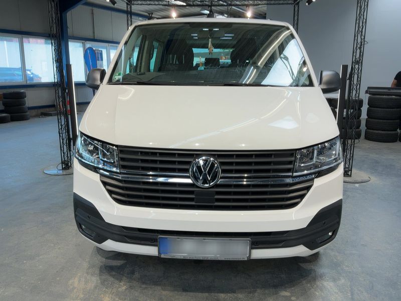 Volkswagen T6 Multivan 2.0 TDI Trendline FWD — zdjęcie 9