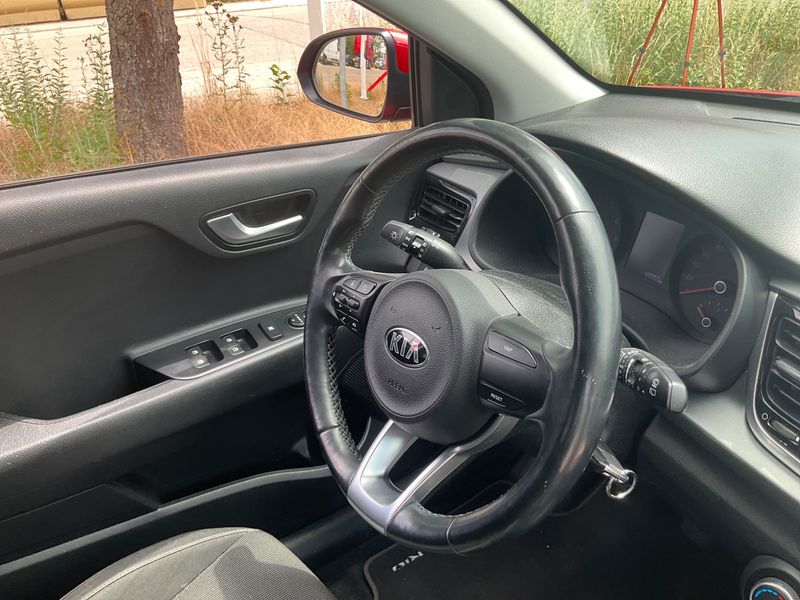Kia Rio 1.0 TGDI Dream Team 2018 – снимка 22