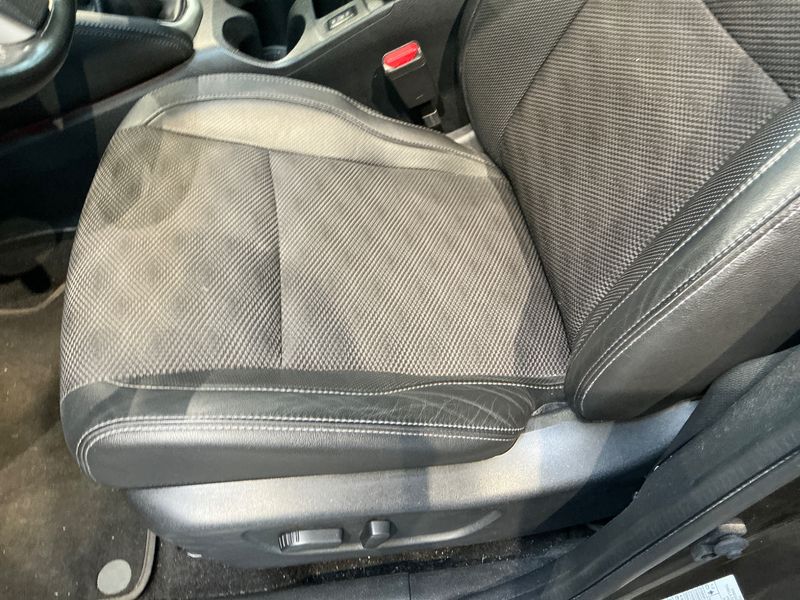 Nissan Qashqai 1.6 dCi Tekna 2015 – снимка 24