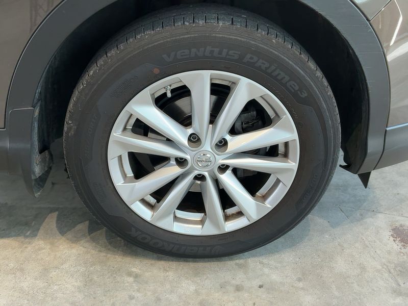 Nissan Qashqai 1.6 dCi Tekna 2015 – снимка 11