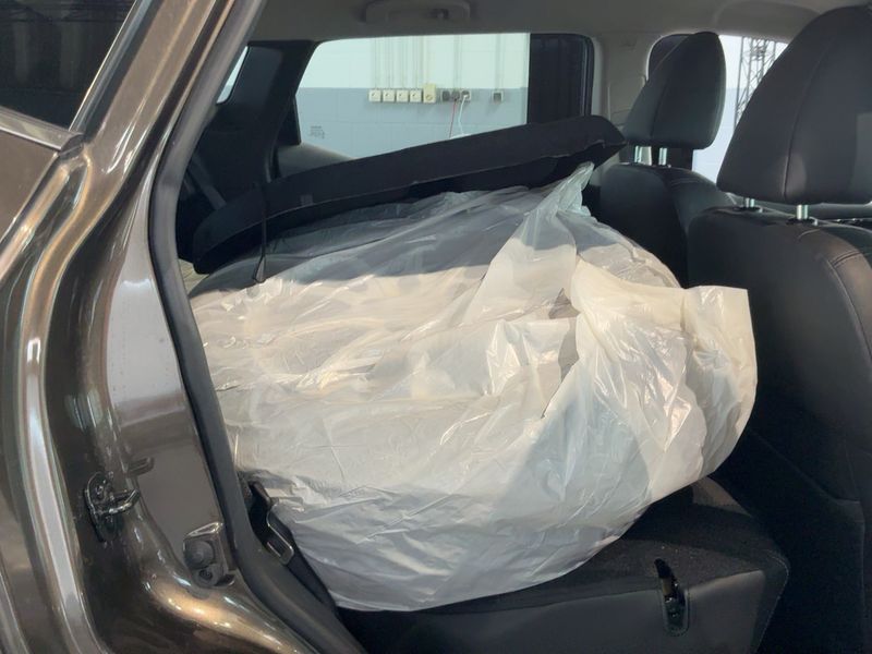 Nissan Qashqai 1.6 dCi Tekna 2015 – снимка 20