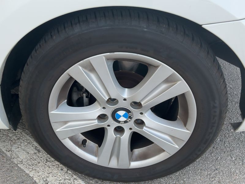 BMW 1er 118d 2010 – снимка 5