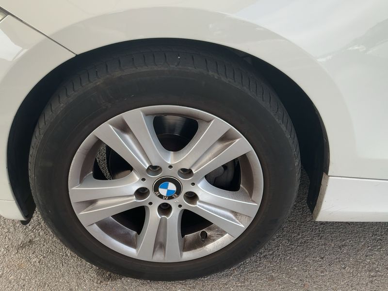 BMW 1er 118d 2010 – снимка 3