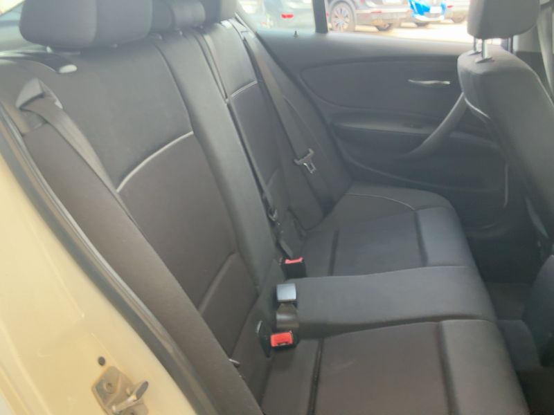 BMW 1er 118d 2010 – снимка 19