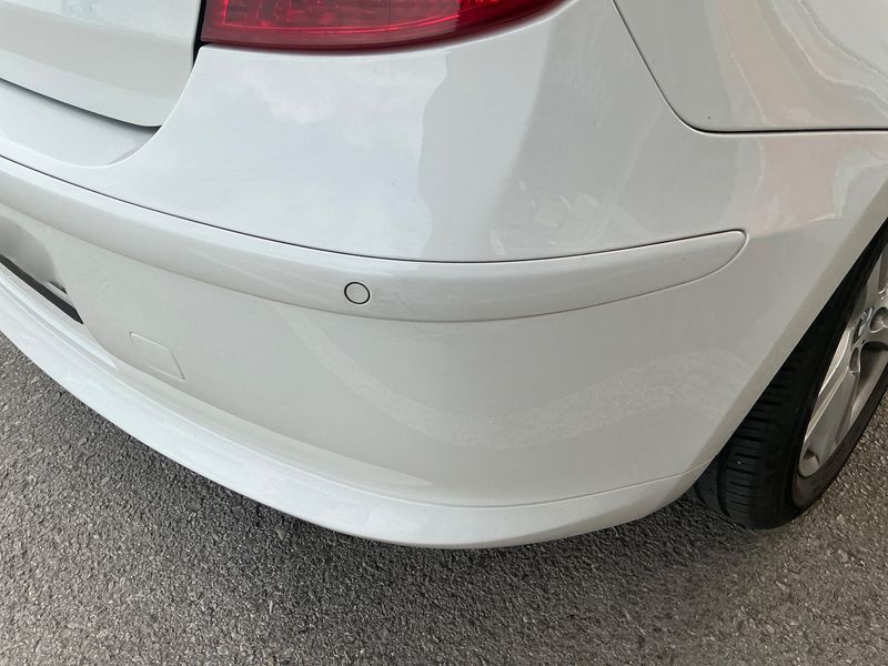 BMW 1er 118d 2010 – снимка 30