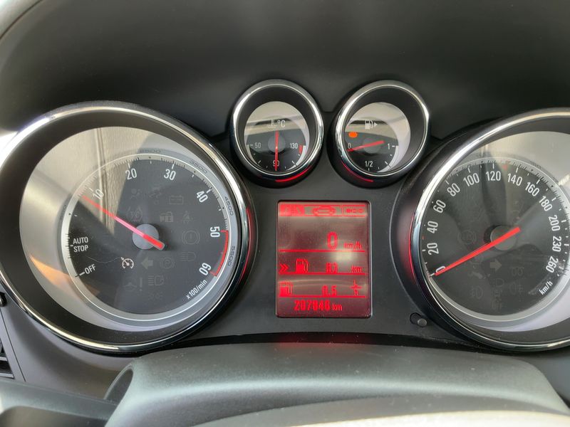 Opel Zafira Tourer 2.0 CDTI Cosmo Pack 2013 – снимка 18