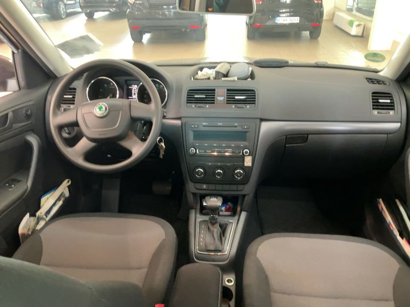 Skoda Yeti 1.2 TSI Active Plus Edition — zdjęcie 12