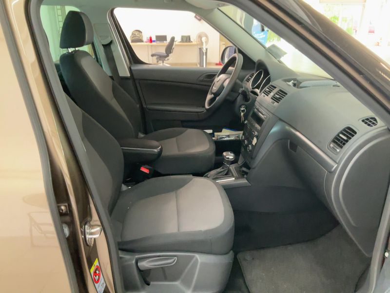 Skoda Yeti 1.2 TSI Active Plus Edition — zdjęcie 11