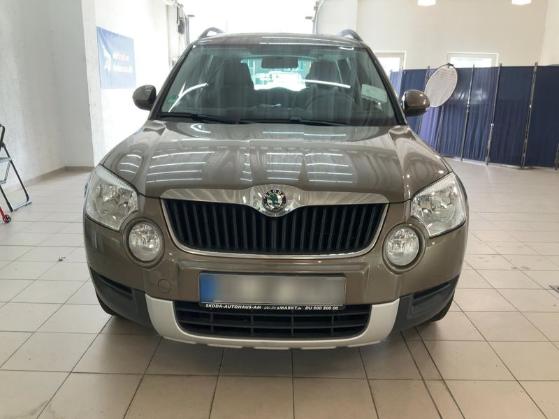 Skoda Yeti 1.2 TSI Active Plus Edition — zdjęcie 9