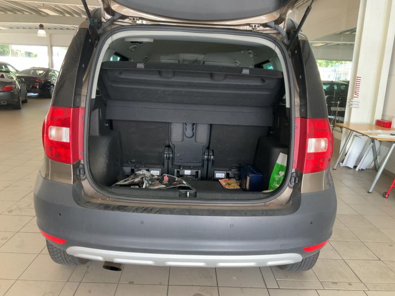 Skoda Yeti 1.2 TSI Active Plus Edition — zdjęcie 10