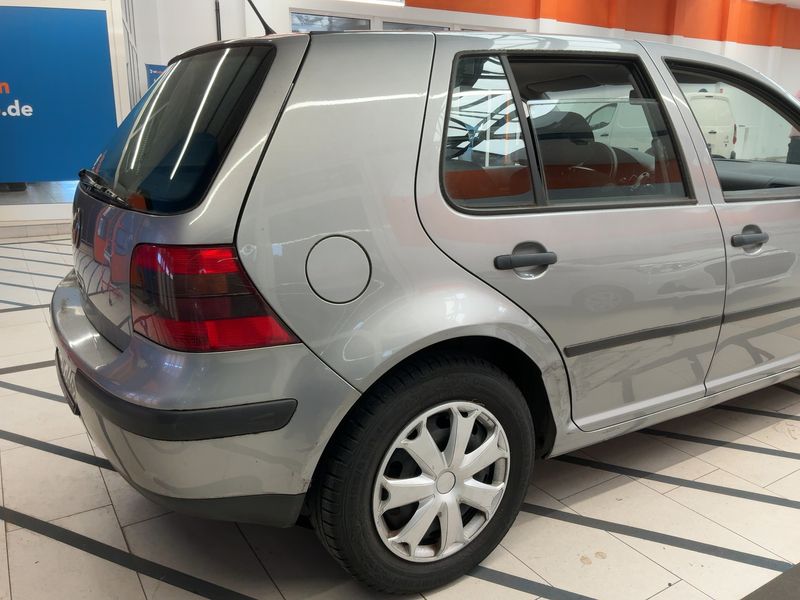 Volkswagen Golf IV 2.0 Special — zdjęcie 6