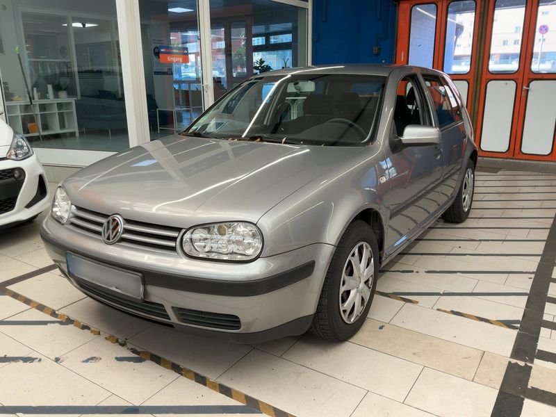 Volkswagen Golf IV 2.0 Special